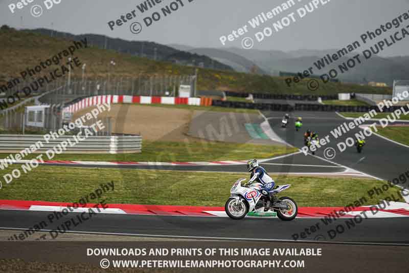 cadwell no limits trackday;cadwell park;cadwell park photographs;cadwell trackday photographs;enduro digital images;event digital images;eventdigitalimages;navarra;no limits trackdays;peter wileman photography;racing digital images;trackday digital images;trackday photos